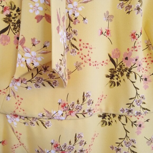 Liz Claiborne Yellow Floral Pencil Dress - Picture 7 of 10